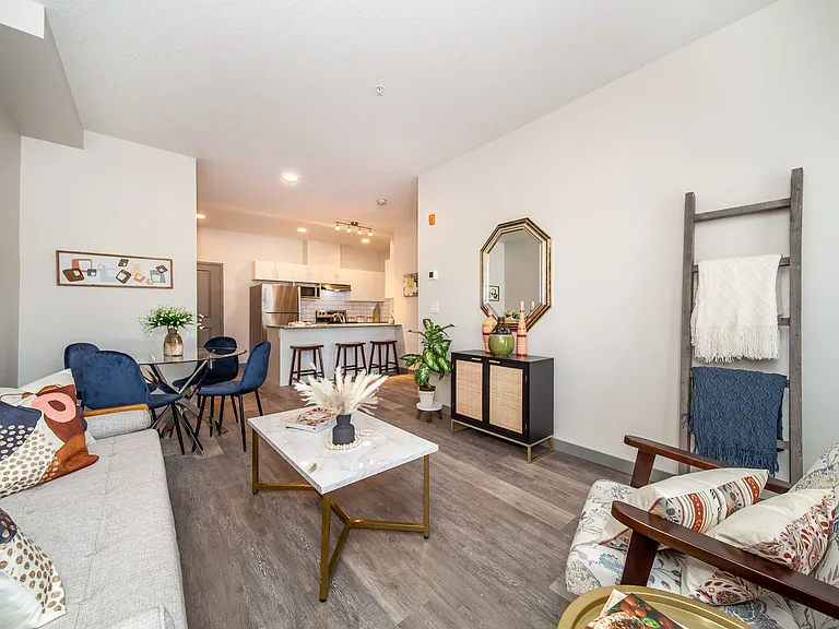 730 Tamarack Way NW — Photo 33