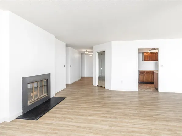 1705 Harmon Cove Tower image 22 of 49