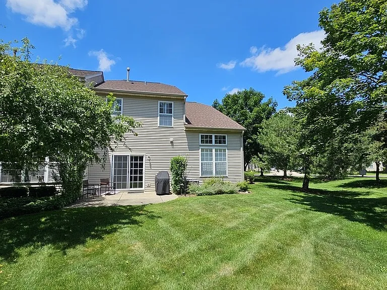 749 Dillon Ct — Photo 20