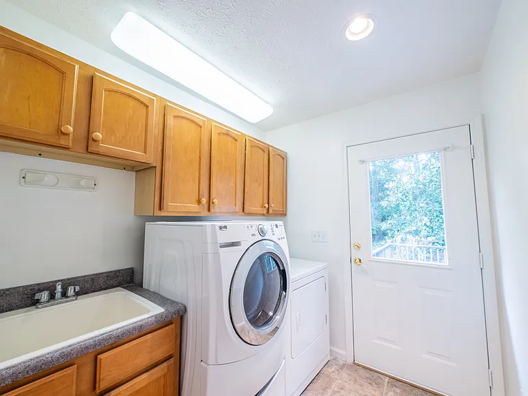 215 Tahlequah Dr — Photo 7