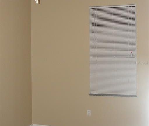 3rd image of 2075 Heritage Key Blvd