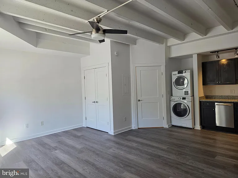 2201 Princess Anne St #100 — Photo 11