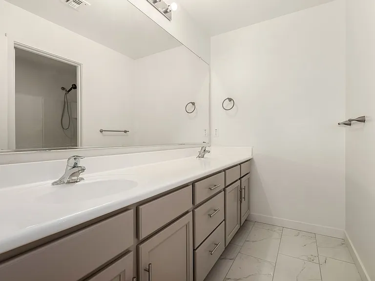 24409 W Sheraton Ln — Photo 28