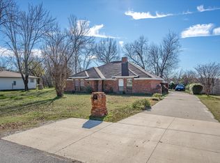 701 W End St, Terrell, TX 75160