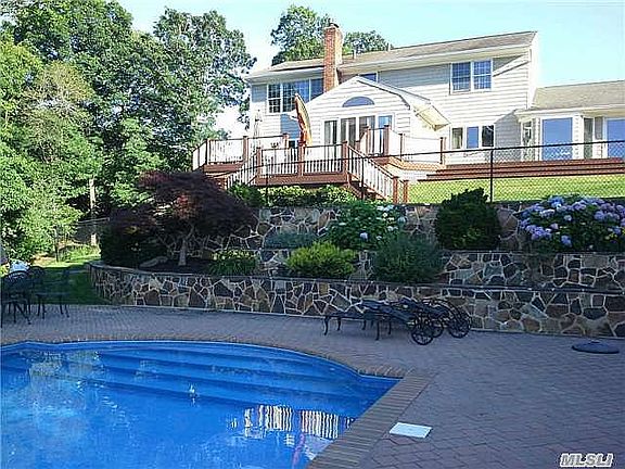 3rd image of 1 Driftwood Ct