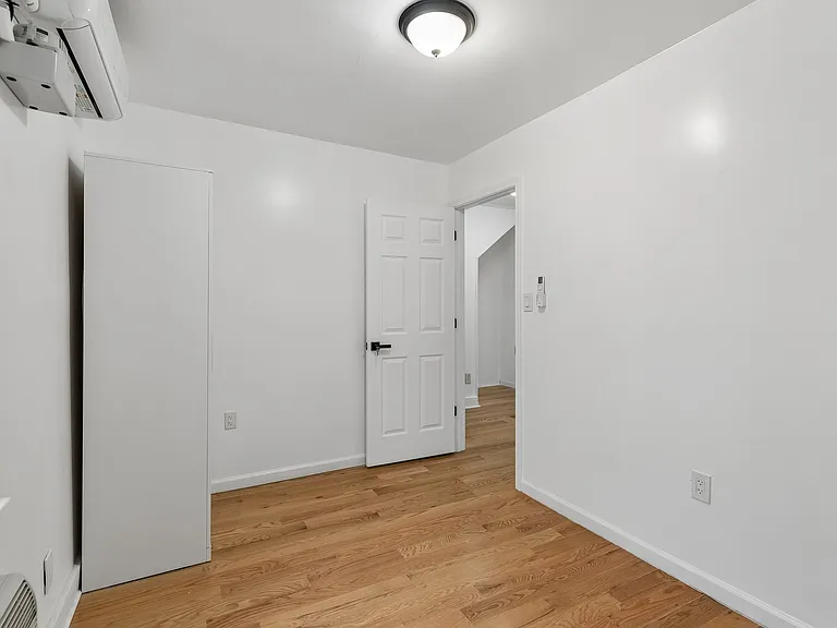 1225 Spruce St #3F — Photo 21