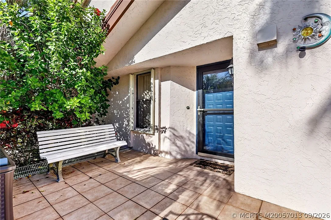 2 bed, 2.0 bath, 1683 sqft, $4,500 — Photo 4