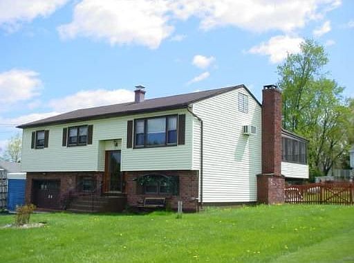 2nd image of 24 Hickory Dr