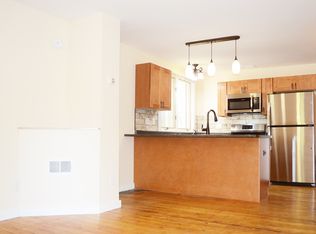 18 Rose St #1, Burlington, VT 05401