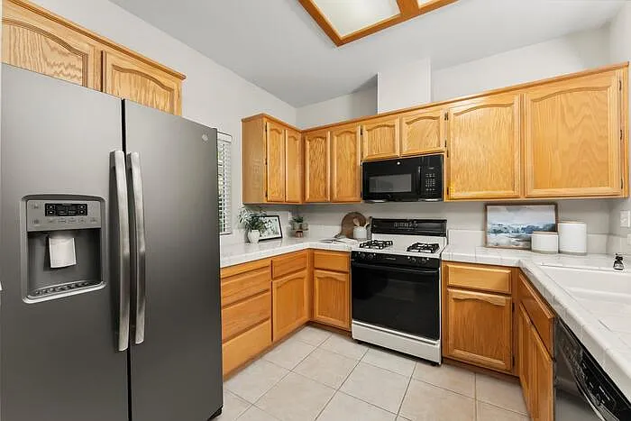 742 Langrick Ct — Photo 9