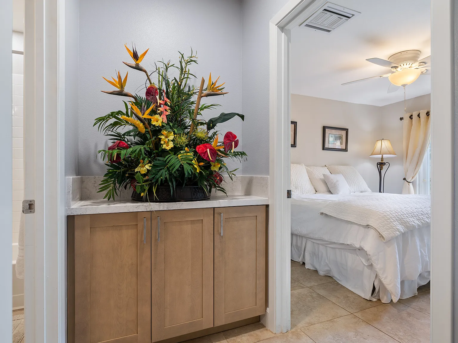 2 bed, 1093 sqft, $5,500 — Photo 3