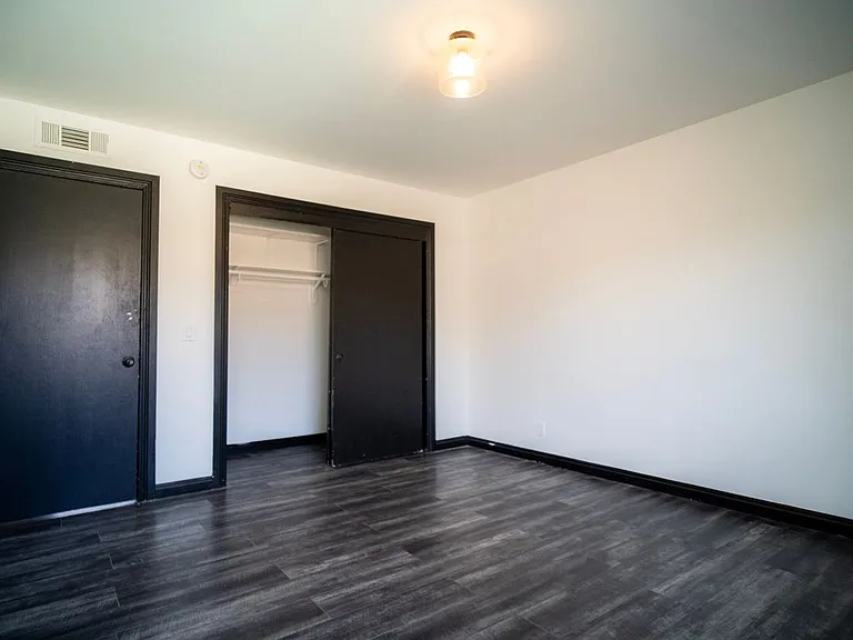 837 Sunrise Ct — Photo 15