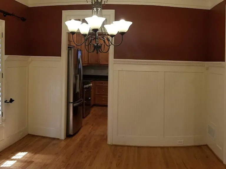 2804 White Oak Dr — Photo 8