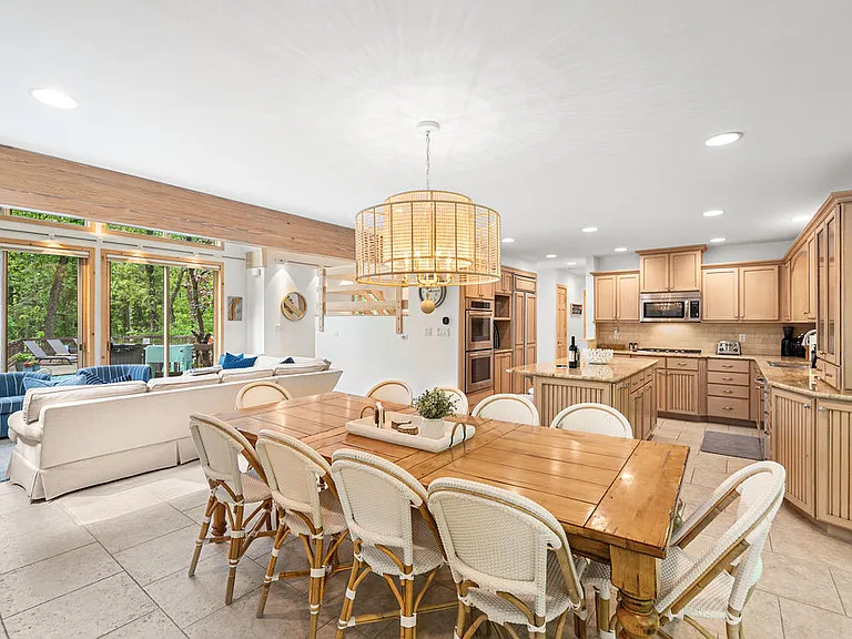 4095 Birchmont Trl — Photo 13