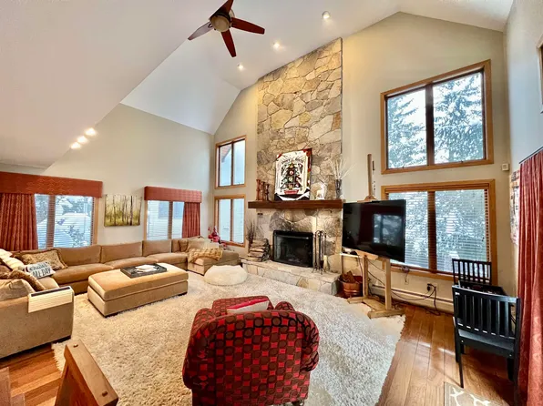 10 Middle Ridge Road #26, Winhall, VT 05340