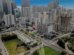 232 SW 8th St, Miami, FL 33130