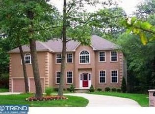 3 Lakeside Ave, Voorhees, NJ 08043