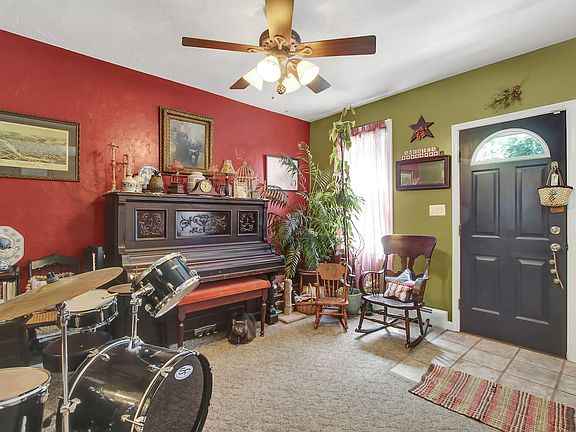5th image of 234 Hellam St