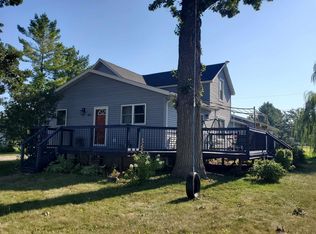 611 3rd St SW, Cresco, IA 52136