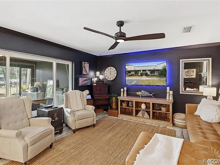 1637 SE Paradise Cir E #204 — Photo 7