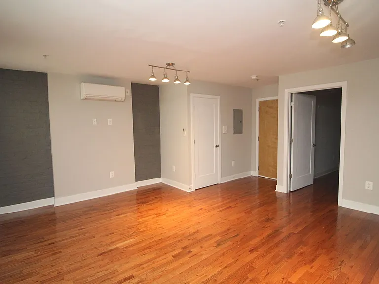 21 S. Calvert St. — Photo 8