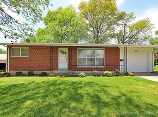 411 Cherry Dr, Ste Genevieve, MO 63670