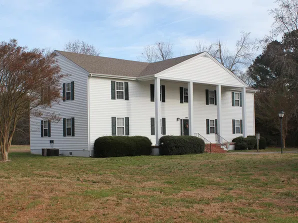 10073 Rogers Dr, Exmore, VA 23350