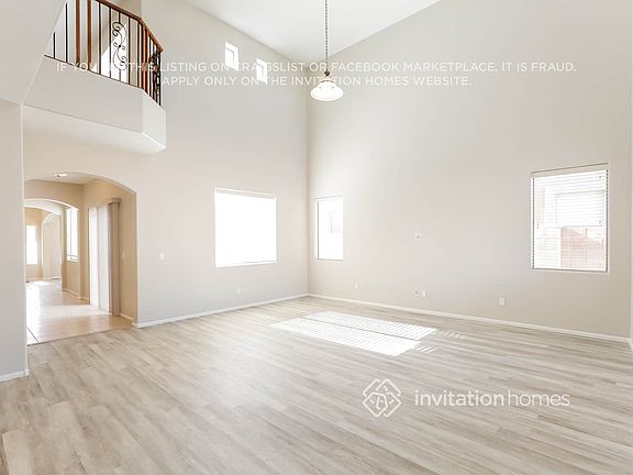 3rd image of 4216 S 104th Ln