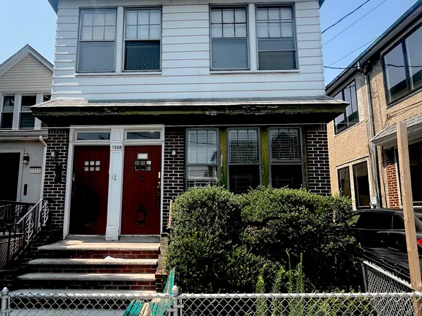 1208 East 9th Street image 1 of 1