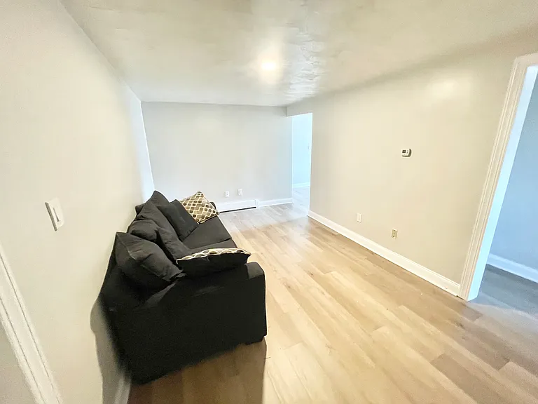 McLane Manor — Photo 11