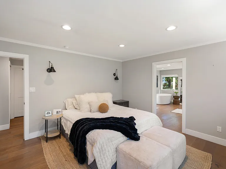 2241 Pioneer Trl — Photo 13