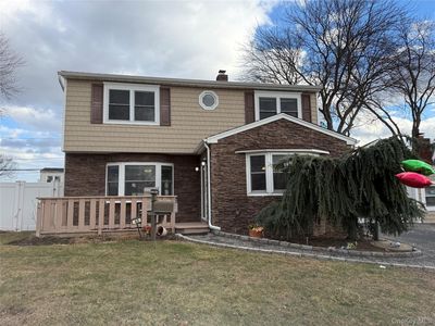 63 Anchor Lane, Levittown, NY, 11756