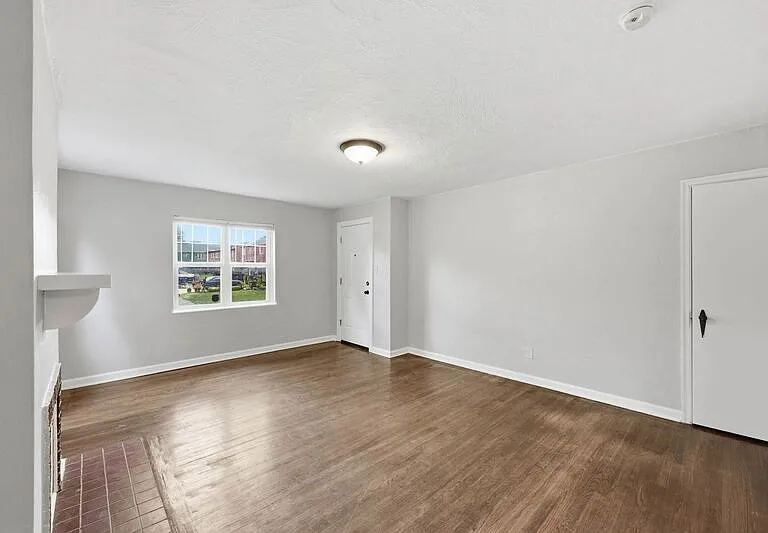1048 Berkeley Rd #B — Photo 4