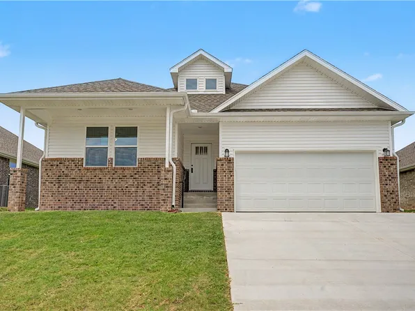 1160 Garrett Ln, Centerton, AR 72719