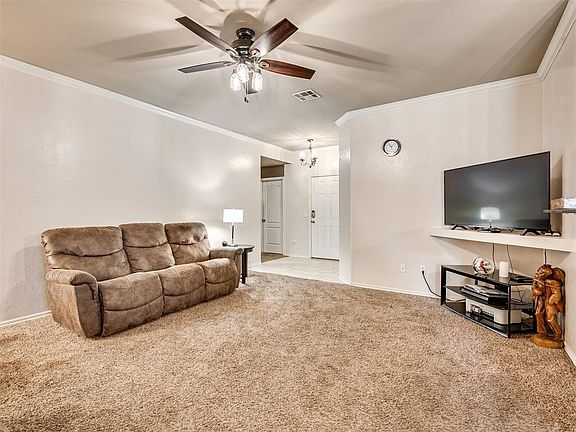 4th image of 5008 Hunter Blvd