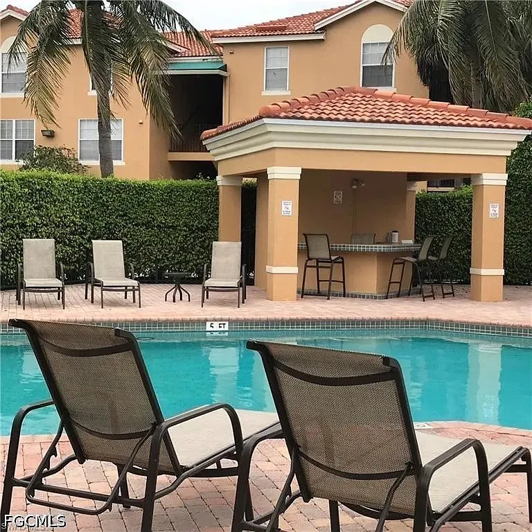 1 bed, 1.0 bath, 699 sqft, $1,700 — Photo 1