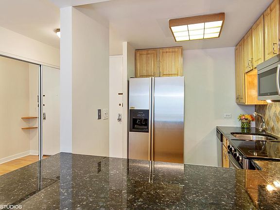4th image of 233 E Erie St APT 2209