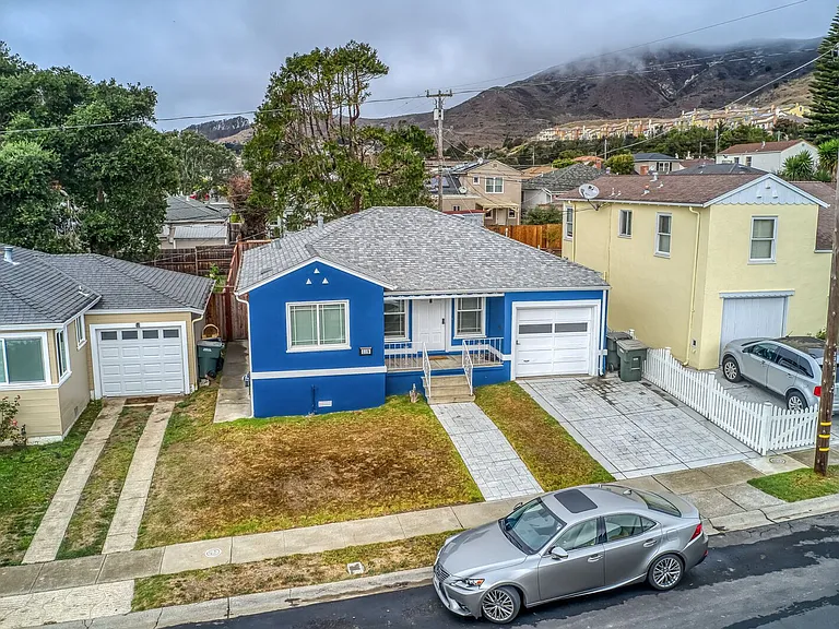 119 Claremont Ave — Photo 13