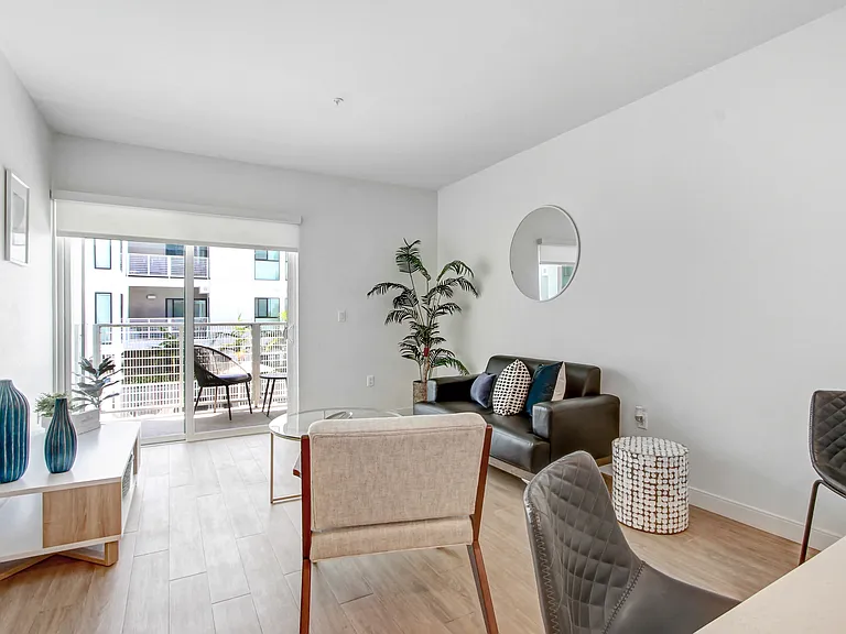 Watermark Apartments — Photo 30