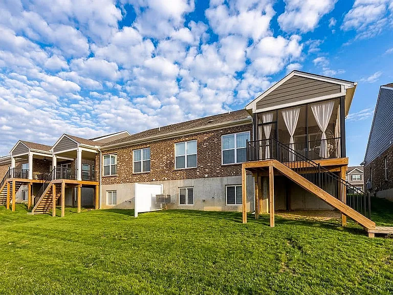 4865 Osprey Pointe Dr — Photo 30