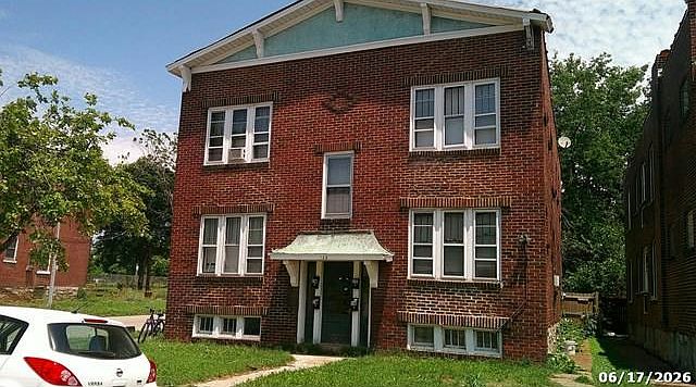 2nd image of 123 Eichelberger St