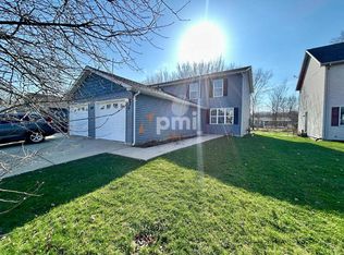 678 Dearborn Rd #D, Valparaiso, IN 46385