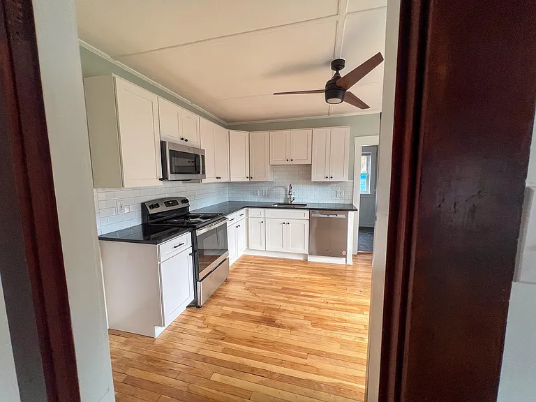 21 Madison St #2 — Photo 14