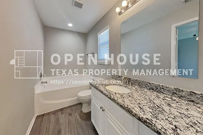 1616 Ocean Dr — Photo 11