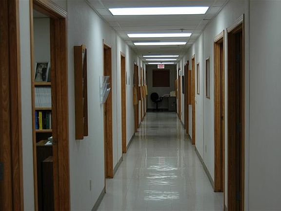 2nd image of 4525 Campus Dr