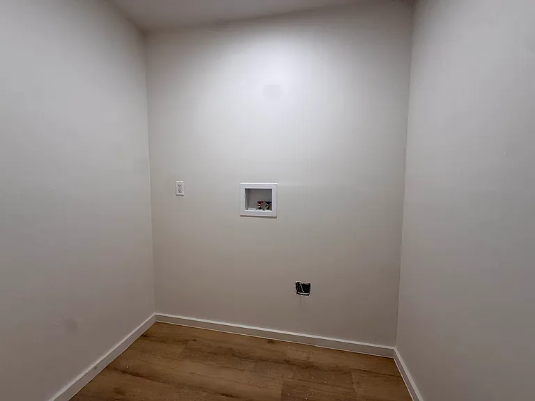75 Stewart St #2 — Photo 6
