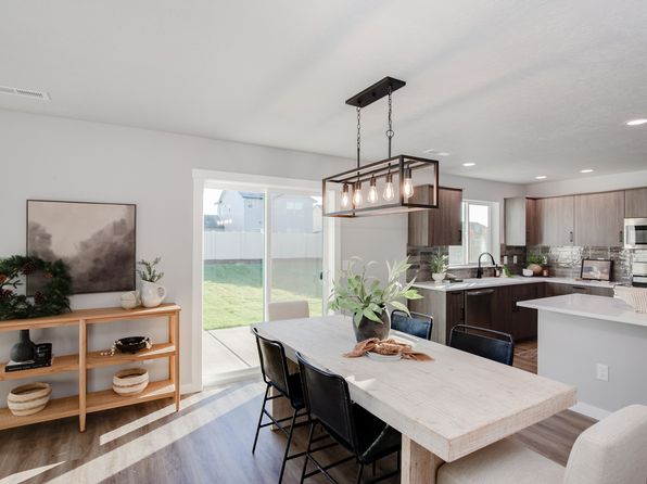 5246 E Burnte Peak St, Nampa, ID 83687