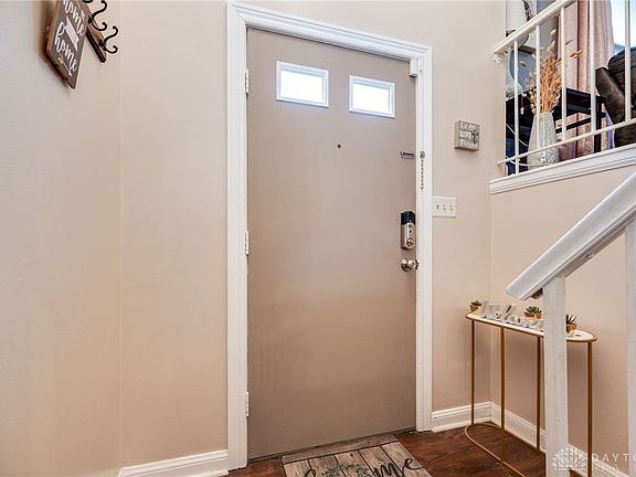 5th image of 4324 Crownwood Ave