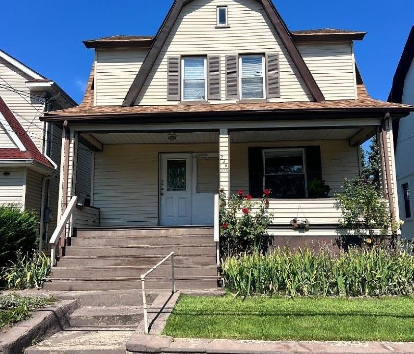 1st image of 238 Stanley Pl