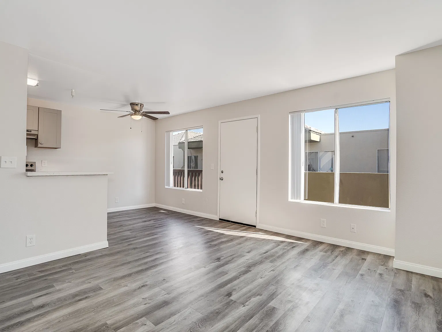 1 bed, 700 sqft, $1,995 — Photo 2